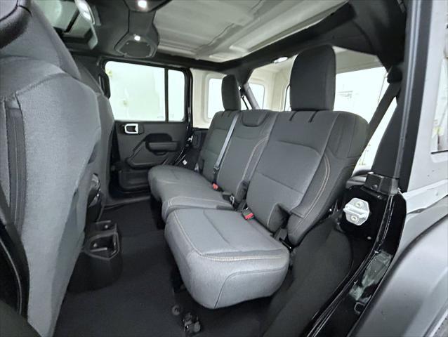 new 2025 Jeep Wrangler car, priced at $41,944