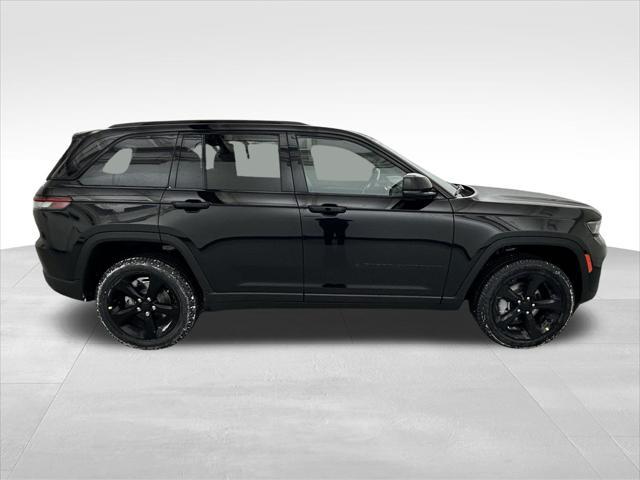 new 2025 Jeep Grand Cherokee car, priced at $44,345