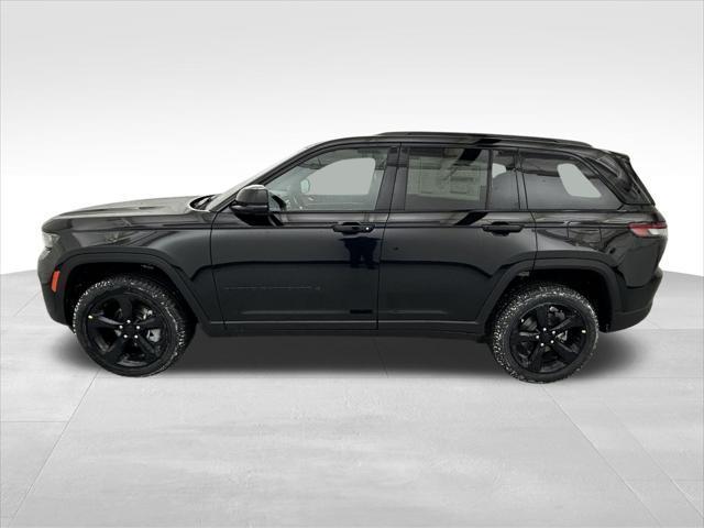 new 2025 Jeep Grand Cherokee car, priced at $44,345