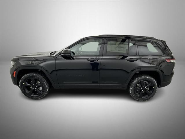 new 2025 Jeep Grand Cherokee car, priced at $44,845