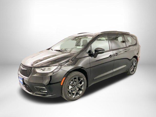 new 2024 Chrysler Pacifica car, priced at $52,991