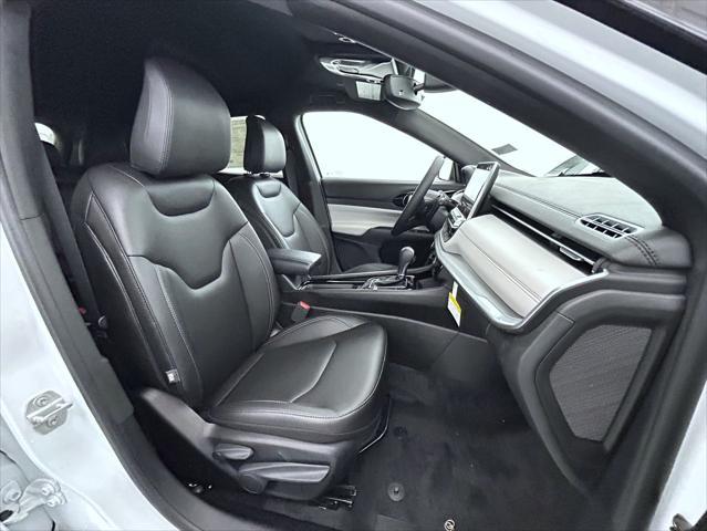 new 2025 Jeep Compass car, priced at $31,301