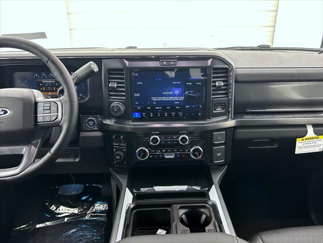 new 2025 Ford F-350 car