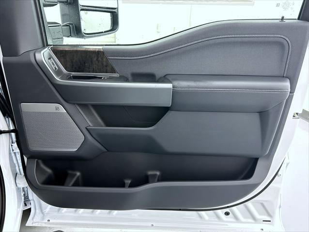 new 2025 Ford F-350 car