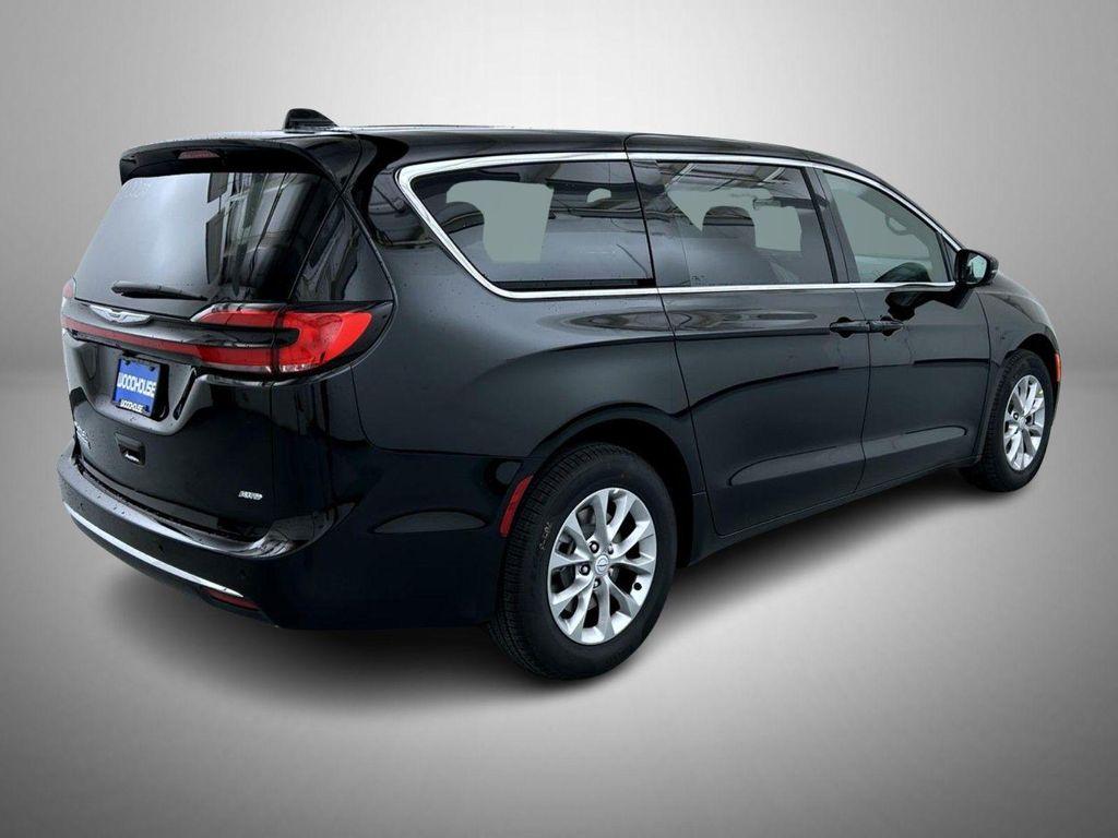 new 2026 Chrysler Pacifica car, priced at $48,960
