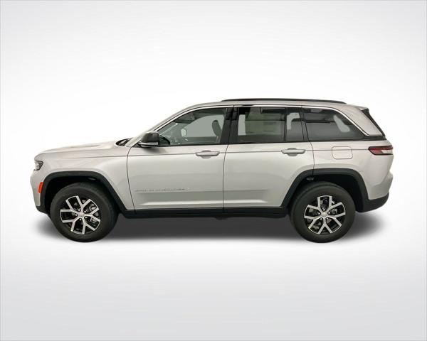 new 2025 Jeep Grand Cherokee car, priced at $43,340