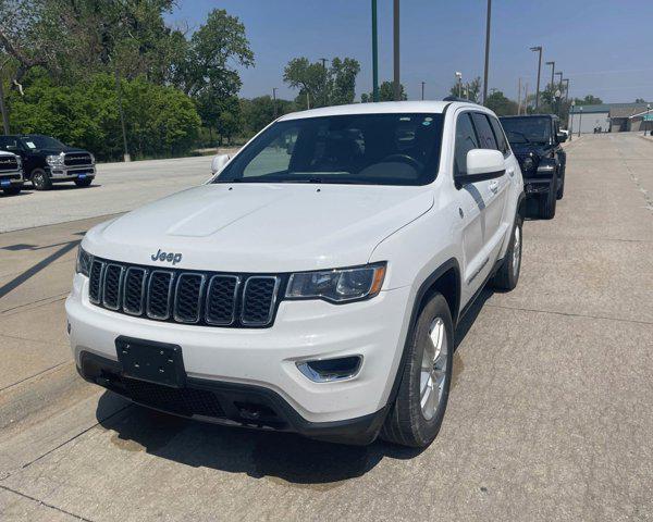 used 2017 Jeep Grand Cherokee car, priced at $19,846