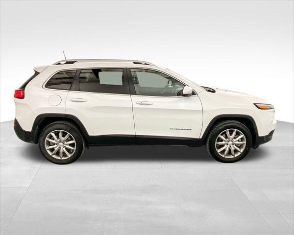 used 2018 Jeep Cherokee car, priced at $17,012