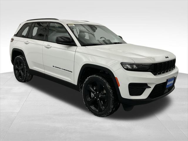 new 2025 Jeep Grand Cherokee car, priced at $41,751