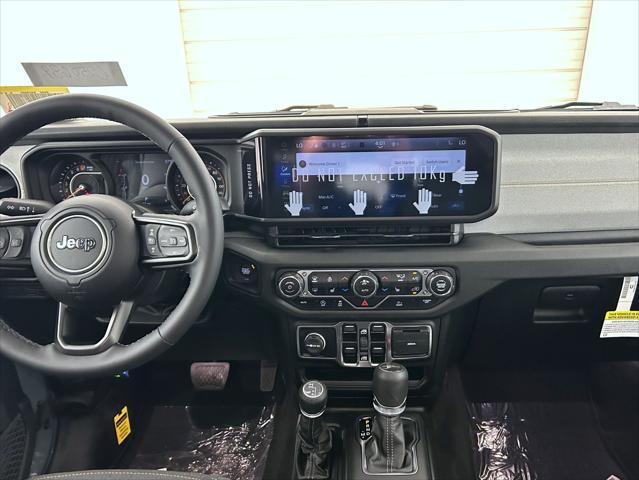 new 2025 Jeep Gladiator car, priced at $45,772