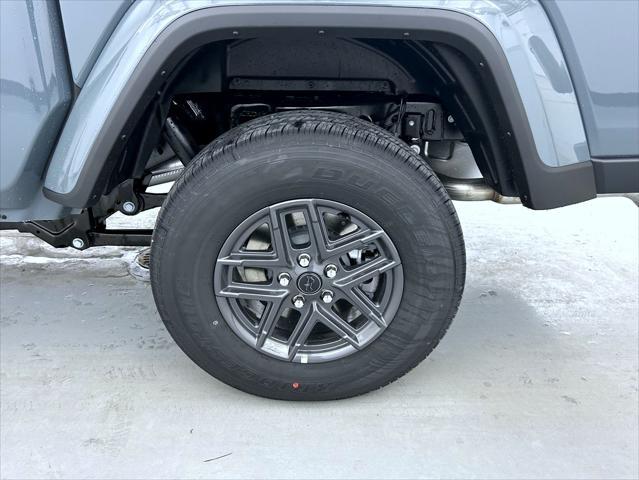 new 2025 Jeep Gladiator car, priced at $45,772