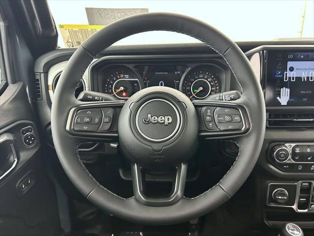 new 2025 Jeep Gladiator car, priced at $45,772