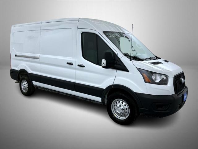 new 2025 Ford Transit-250 car