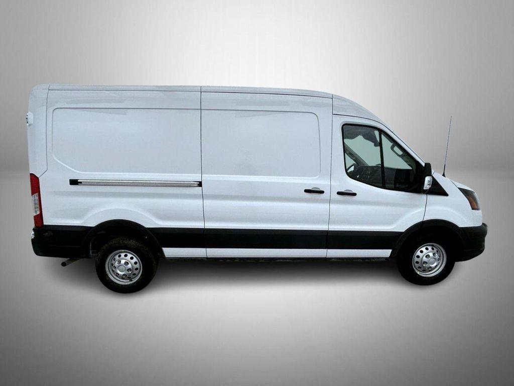 new 2025 Ford Transit-250 car