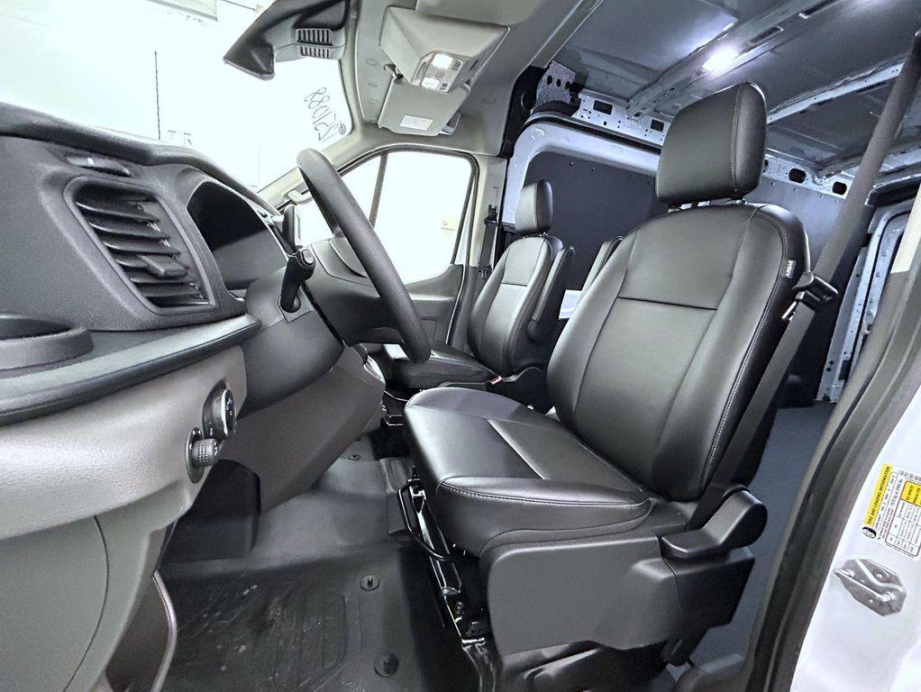 new 2025 Ford Transit-250 car