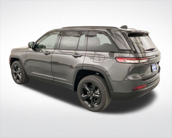 new 2025 Jeep Grand Cherokee car, priced at $43,661