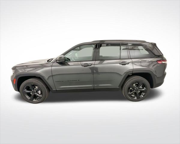 new 2025 Jeep Grand Cherokee car, priced at $43,661