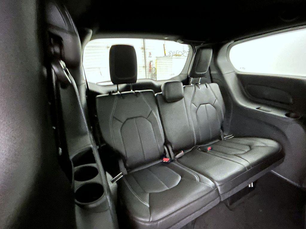 new 2025 Chrysler Pacifica car, priced at $44,752