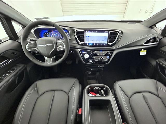 new 2025 Chrysler Pacifica car, priced at $44,142
