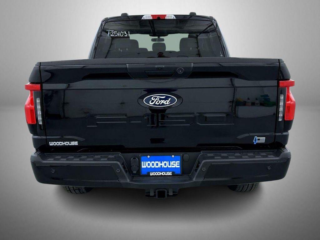 new 2025 Ford F-150 Lightning car