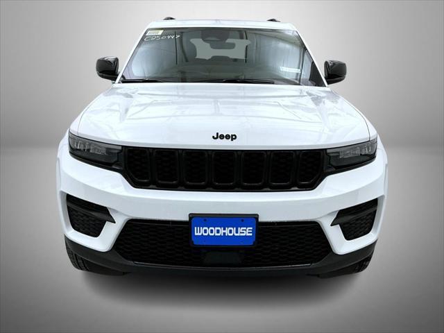 new 2025 Jeep Grand Cherokee car, priced at $43,885