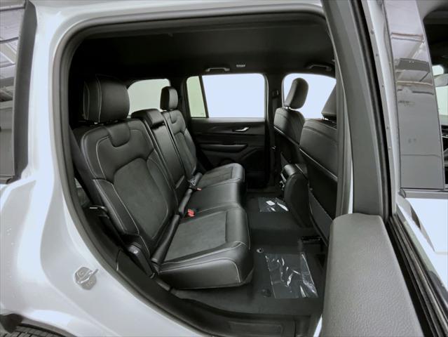new 2025 Jeep Grand Cherokee car, priced at $43,885