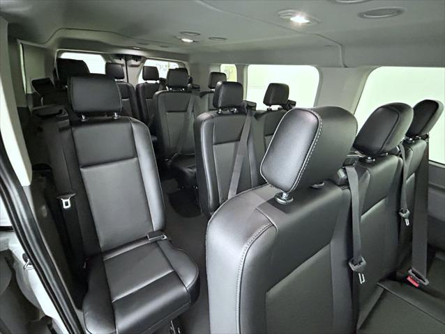 new 2025 Ford Transit-350 car