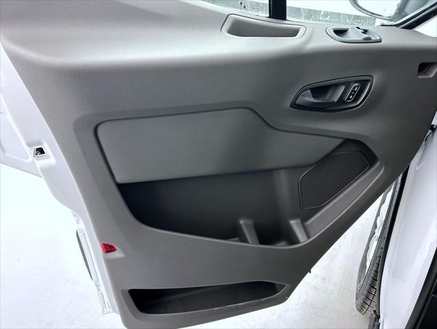new 2025 Ford Transit-350 car