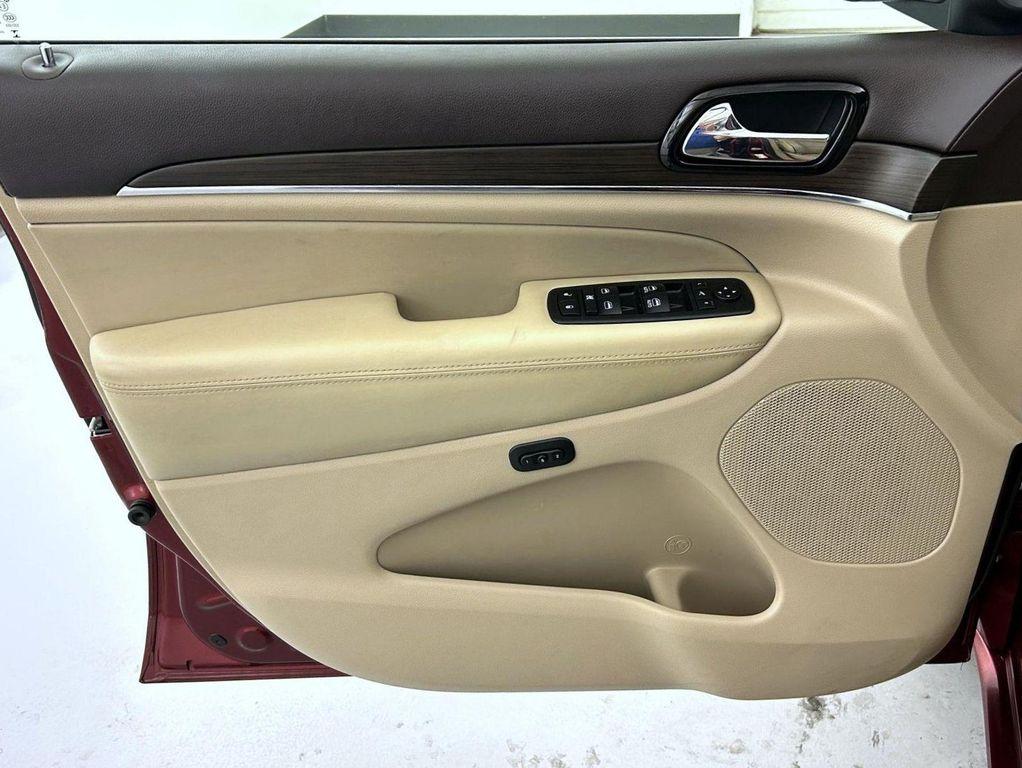 used 2019 Jeep Grand Cherokee car, priced at $24,374