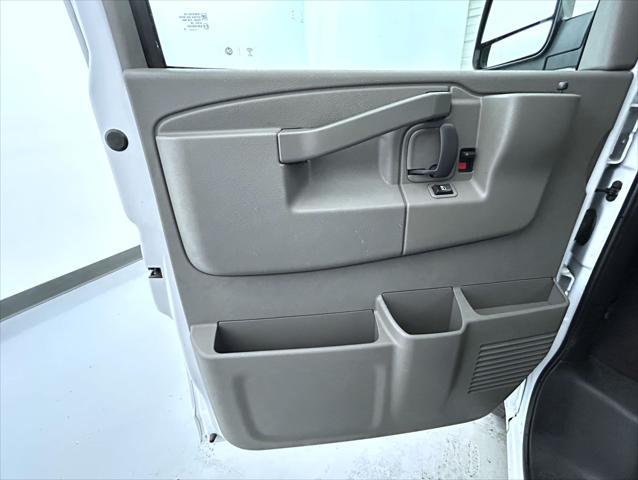 used 2020 Chevrolet Express 3500 car