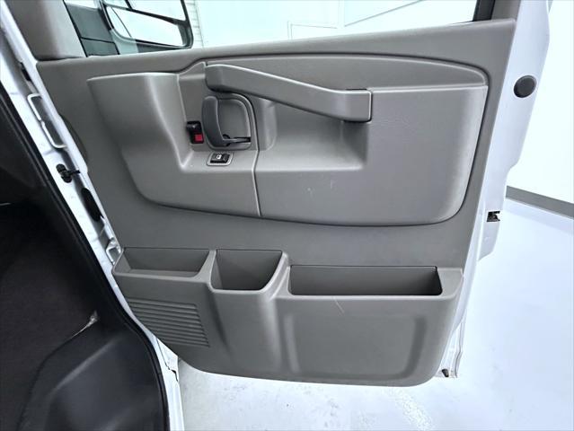 used 2020 Chevrolet Express 3500 car
