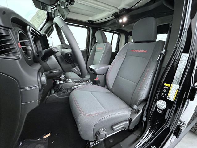 new 2025 Jeep Gladiator car, priced at $51,974