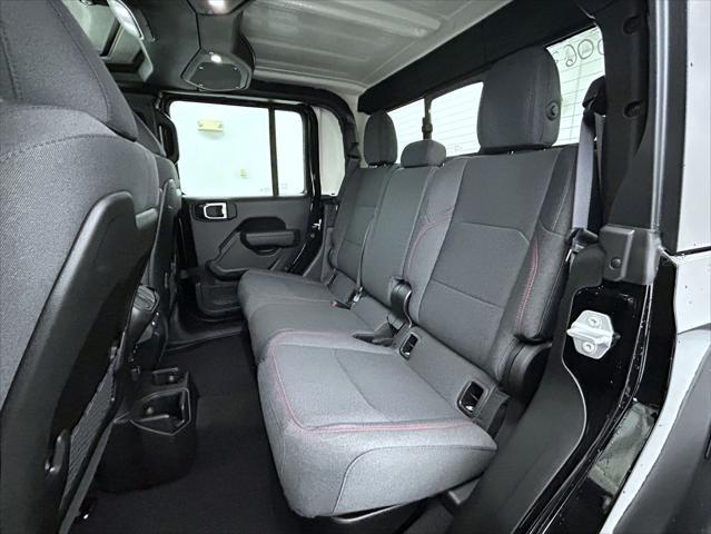 new 2025 Jeep Gladiator car, priced at $51,974