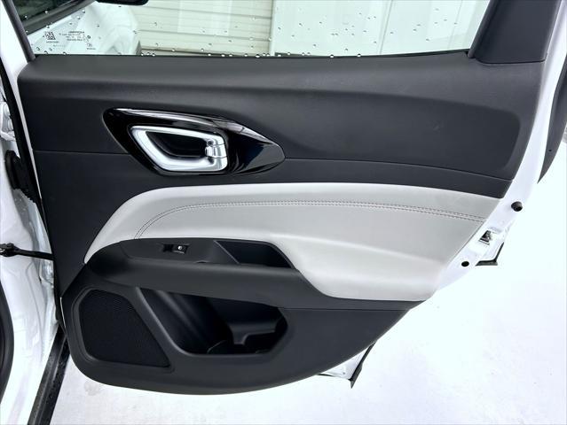 new 2025 Jeep Compass car, priced at $31,301