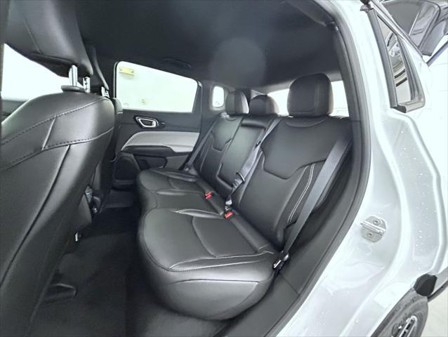 new 2025 Jeep Compass car, priced at $31,301