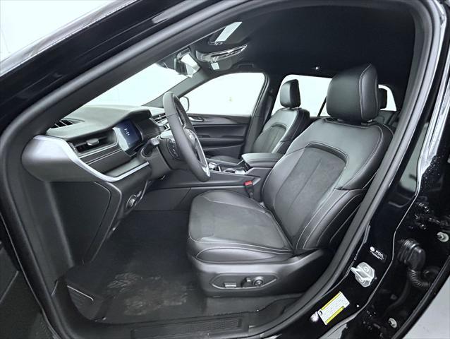 new 2025 Jeep Grand Cherokee car, priced at $44,403