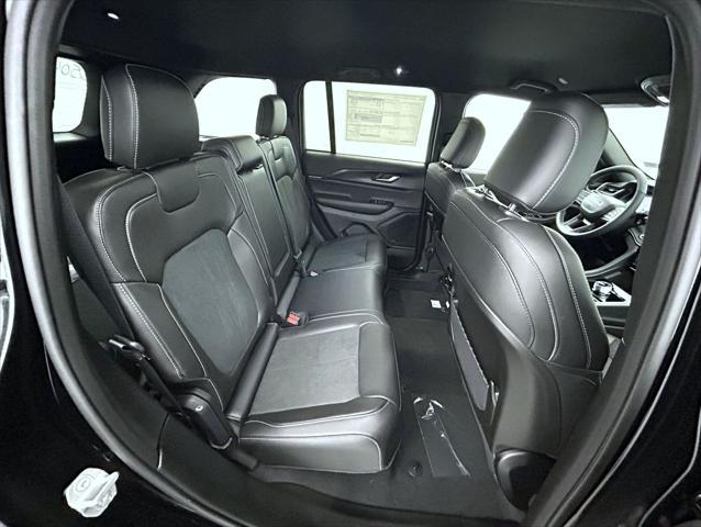 new 2025 Jeep Grand Cherokee car, priced at $44,403