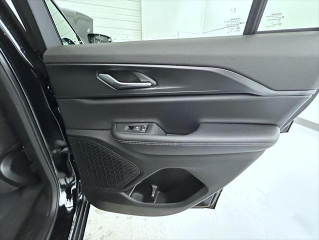 new 2025 Jeep Grand Cherokee car, priced at $44,403