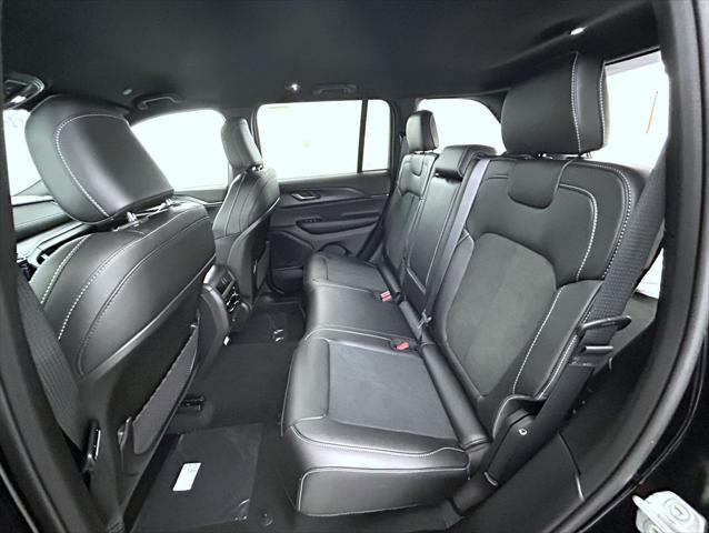 new 2025 Jeep Grand Cherokee car, priced at $44,403