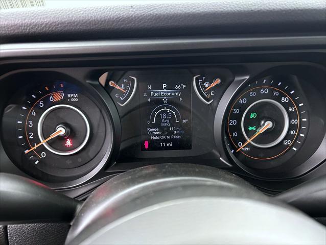new 2025 Jeep Wrangler car, priced at $37,852