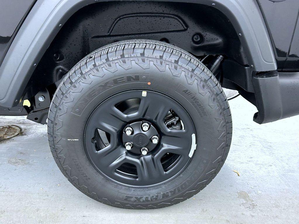 new 2025 Jeep Wrangler car, priced at $33,865