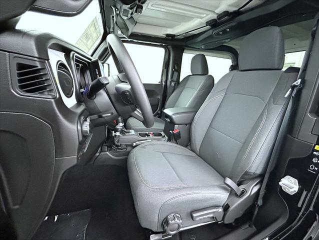 new 2025 Jeep Wrangler car, priced at $37,852