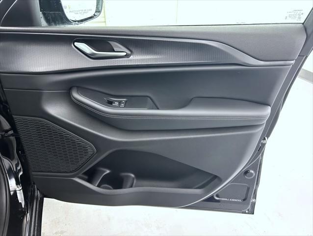 new 2025 Jeep Grand Cherokee L car, priced at $43,238