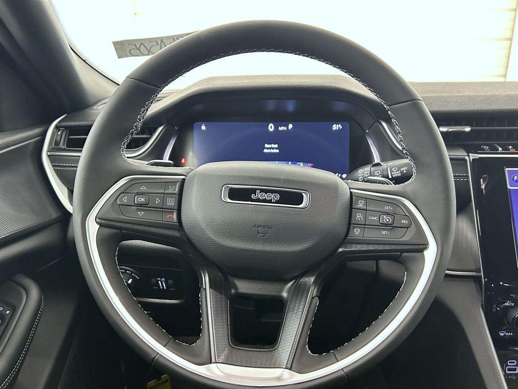new 2025 Jeep Grand Cherokee L car, priced at $44,671