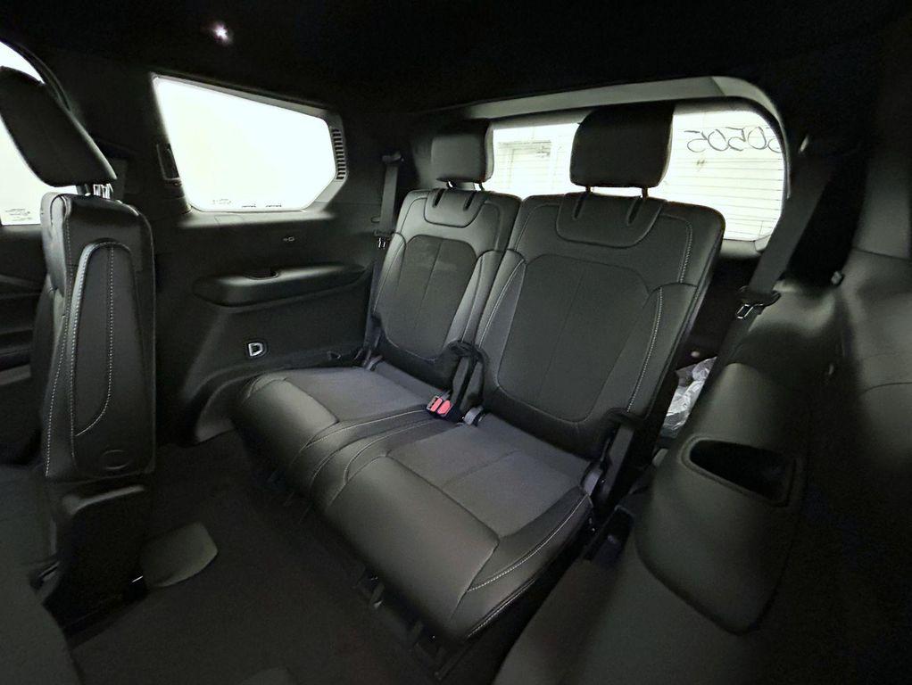 new 2025 Jeep Grand Cherokee L car, priced at $44,671