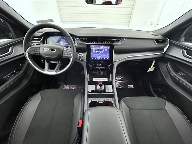 new 2025 Jeep Grand Cherokee L car, priced at $43,238