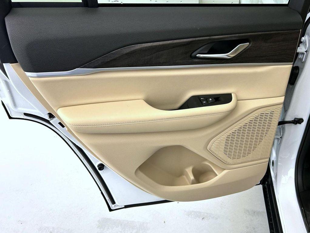 new 2025 Jeep Grand Cherokee car, priced at $46,969