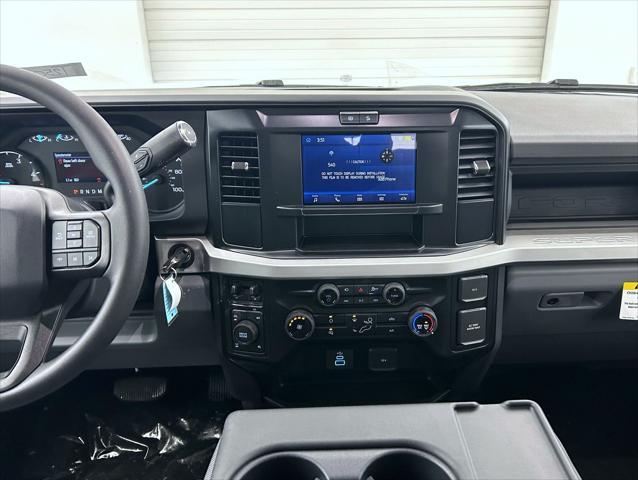 new 2025 Ford F-250 car