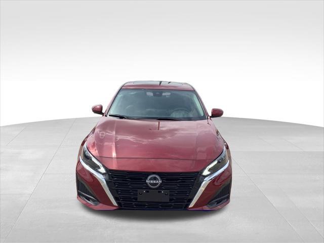 used 2025 Nissan Altima car