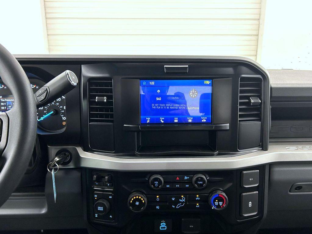 new 2025 Ford F-350 car
